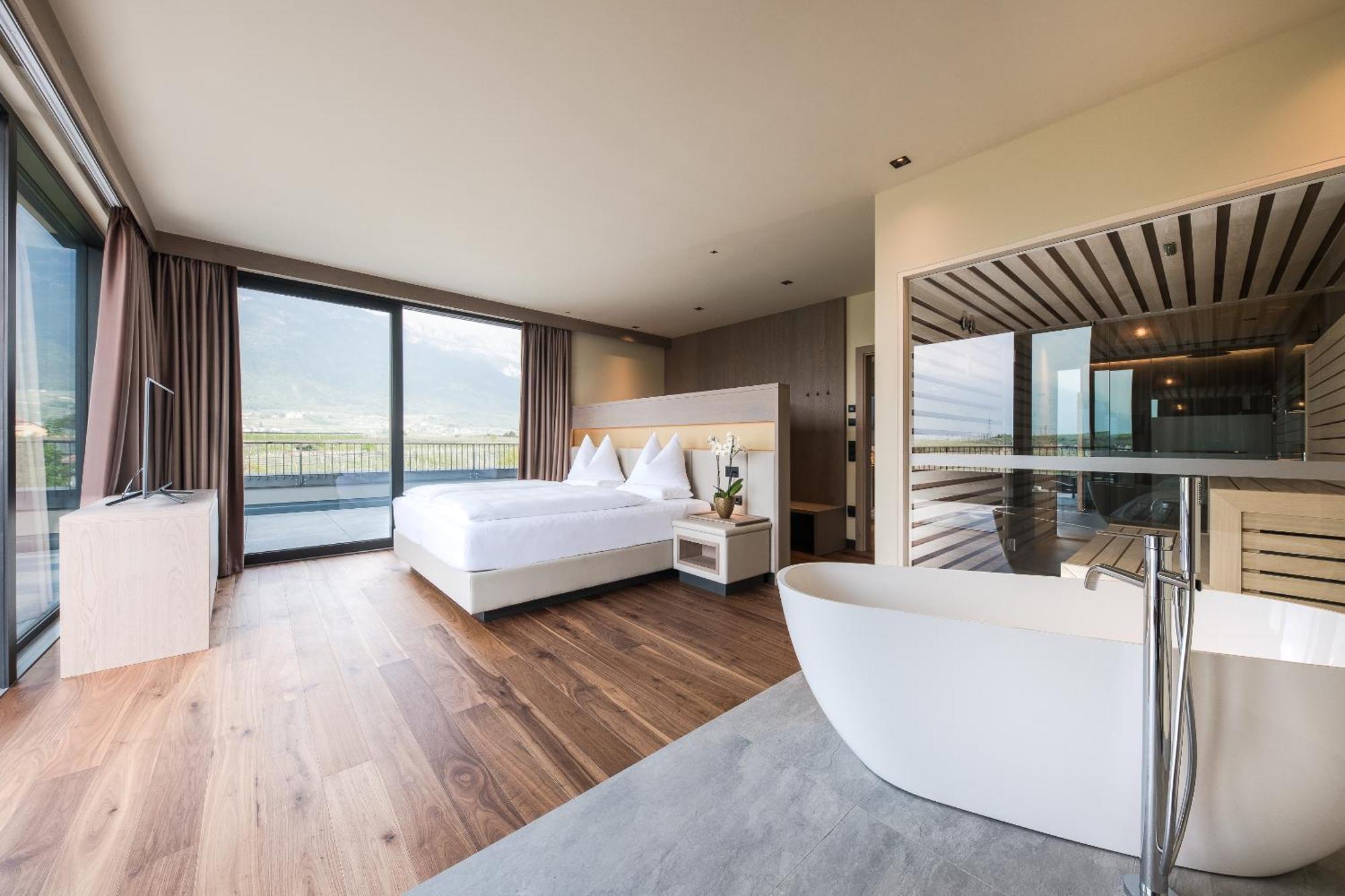 Weinegg Wellviva Resort Апиано сула Страда дел Вино Екстериор снимка