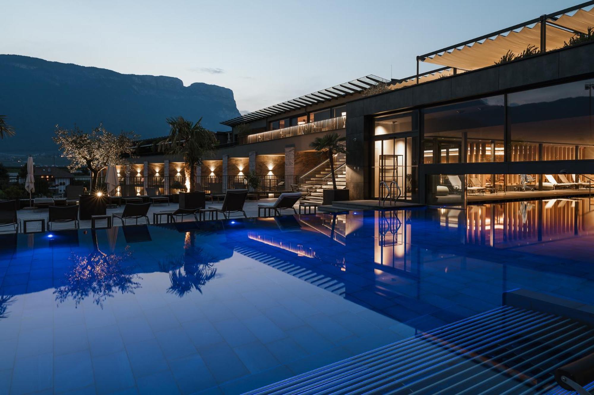 Weinegg Wellviva Resort Апиано сула Страда дел Вино Екстериор снимка